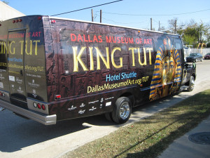 Vinly Bus Wrap for Dallas Museum of Art